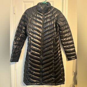 Northface Women’s Coat 700 fill 
Goose Down Puffer
Size Small
